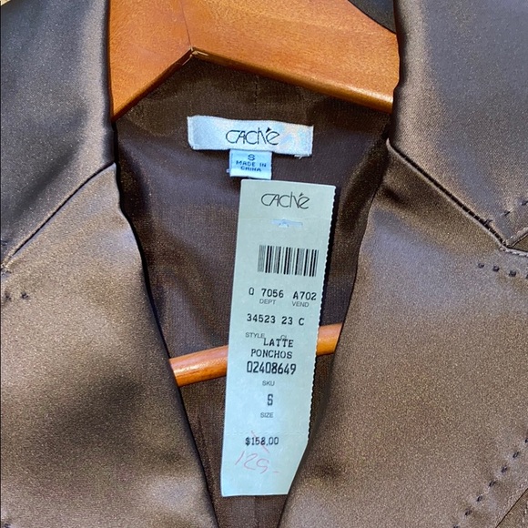 Button up coat - Picture 3 of 3